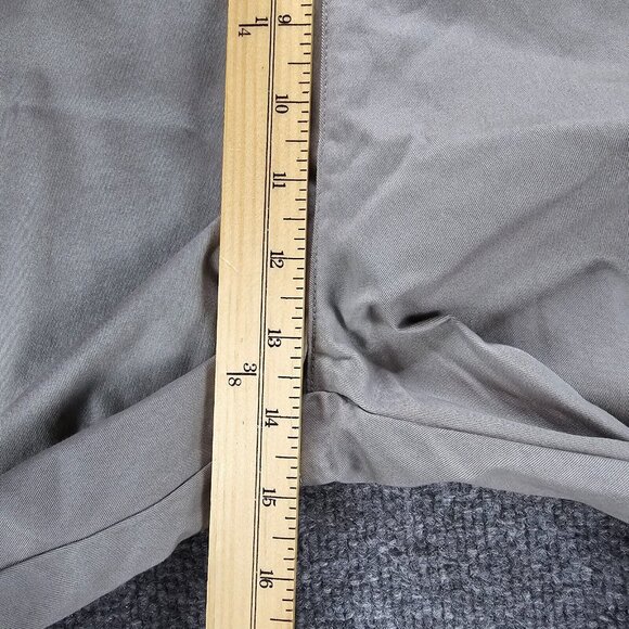 Desert Dunes Shorts Mens 40 Dusty Gray Chino‎ Golf Stretch Twill Preppy Casual - Picture 3 of 10